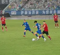 刚刚！Scout在巴塞罗那比赛中高光表现多特蒙德迎德国杯关键赛，哈兰德在塞尔维亚队比赛中险胜的简单介绍