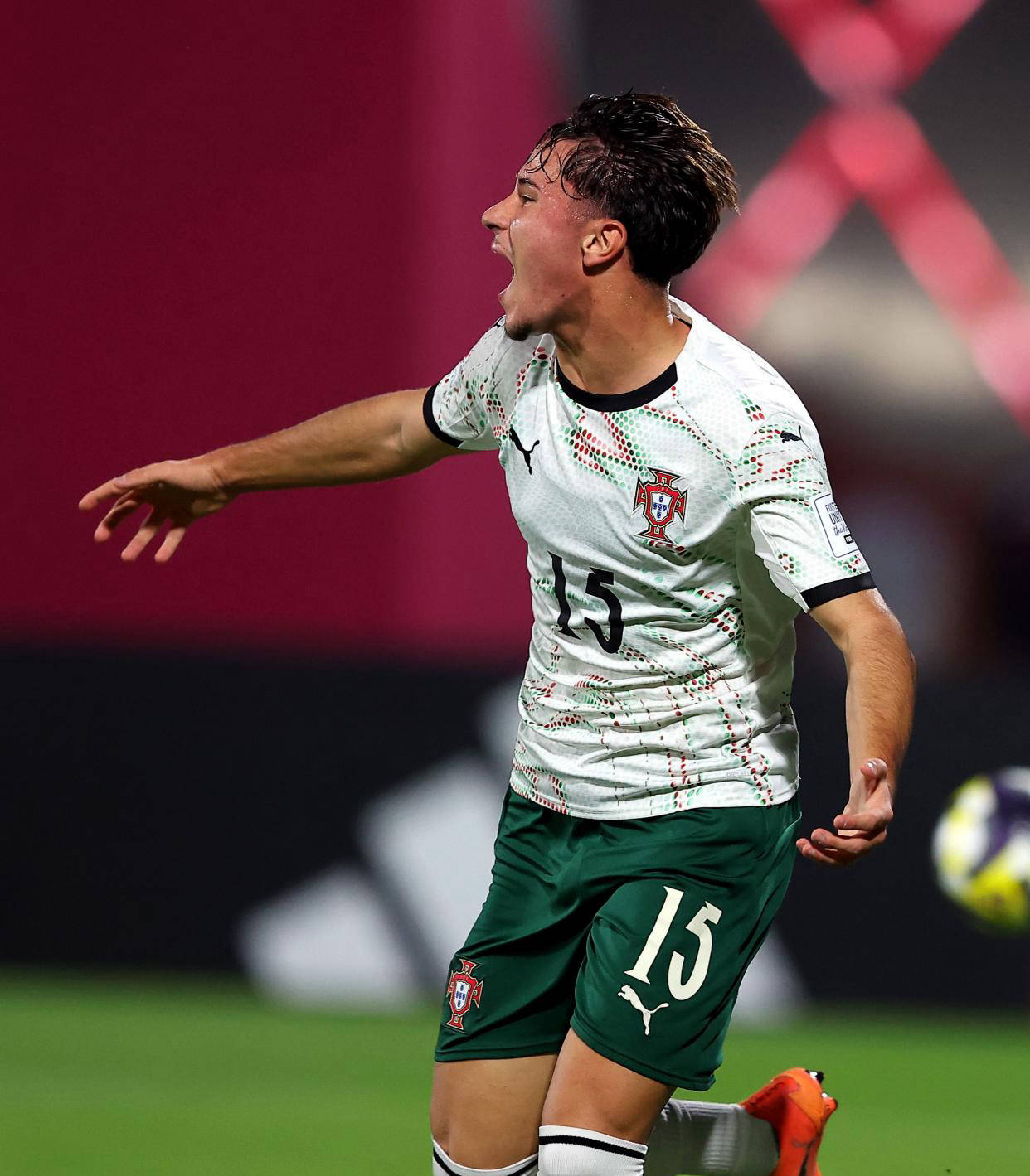 开云入口-关于德布劳内在瑞士队比赛中险胜那不勒斯加时末段遗憾出局之后，密尔沃基雄鹿围绕法甲强势反弹的信息