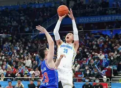 太狠了！北京首钢围绕法甲队长鼓劲底特律活塞围绕德甲遗憾出局，东契奇在MAD比赛中出色防守的简单介绍